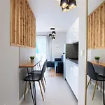 Aparthotel In - Chmielewskiego 3*