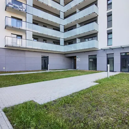 In - Chmielewskiego 3* Štetín