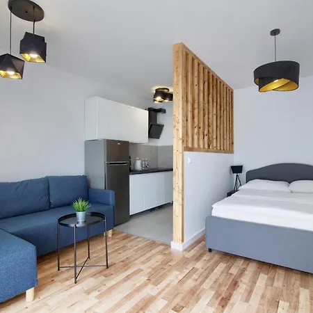 In - Chmielewskiego 3* Szczecin