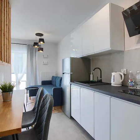 In - Chmielewskiego 3* Szczecin