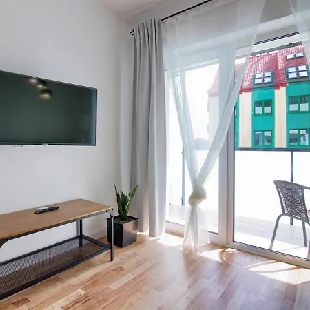 Aparthotel In - Chmielewskiego 3*